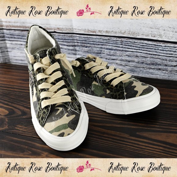 🌹 Very G Cosmic 2 Camo Fashion Sneakers - Picture 1 of 10